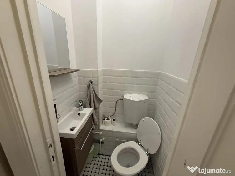 Apartament cu 6 camere decomandat în Ultracentral