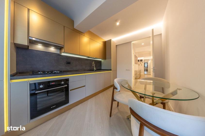 Apartament cu 3 camere decomandat, mobilat în Central