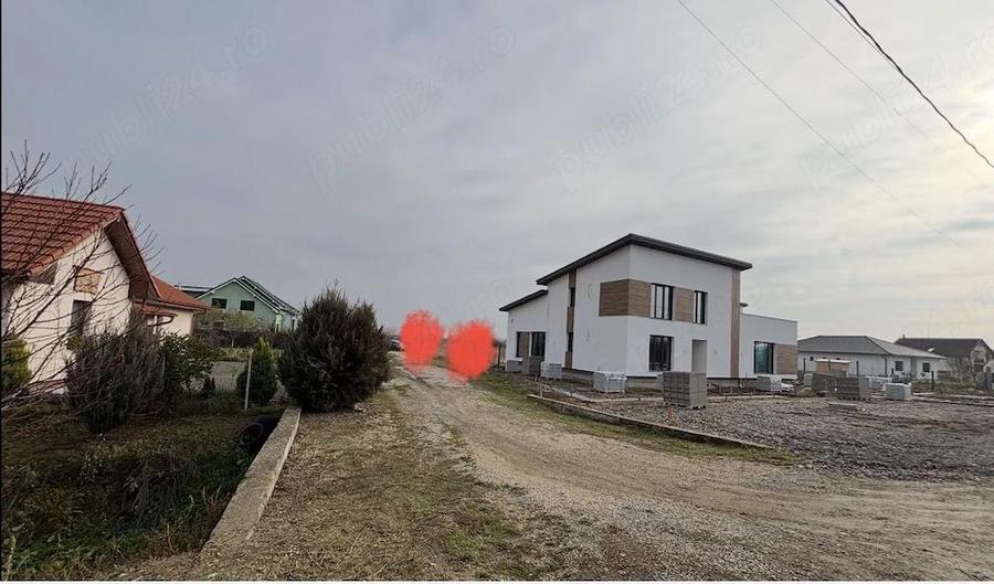 Teren de 700 mp, în Lazuri