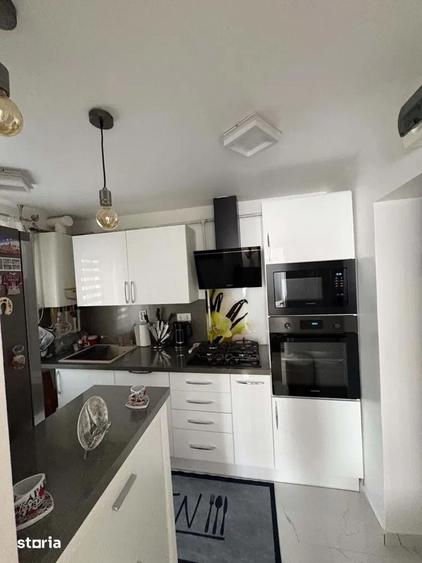 Apartament cu 2 camere semidecomandat în Săsar