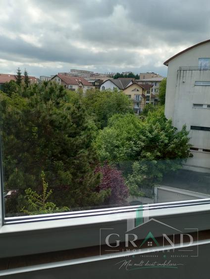 Apartament cu 2 camere decomandat, mobilat în Zorilor