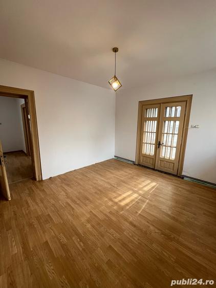 Casă cu Teren 500 Mp în Central
