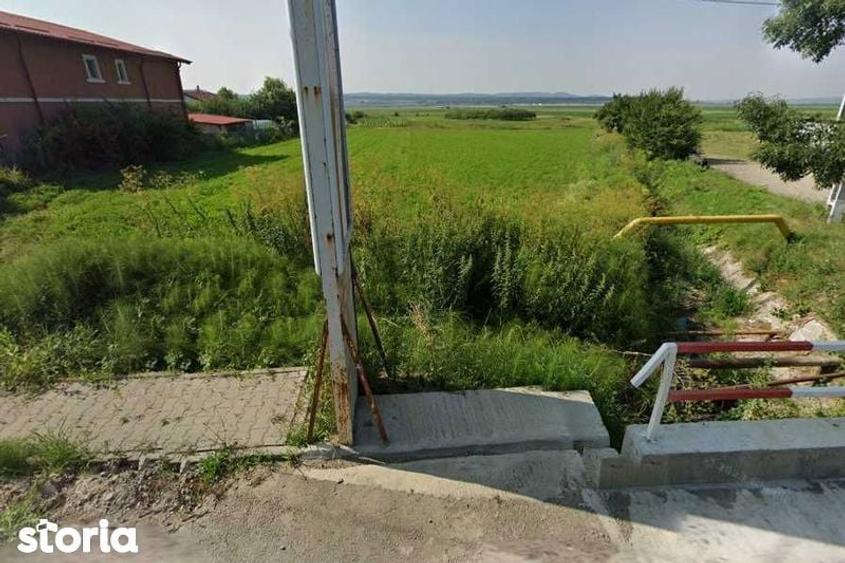 Teren de 6000 mp, în Gornet