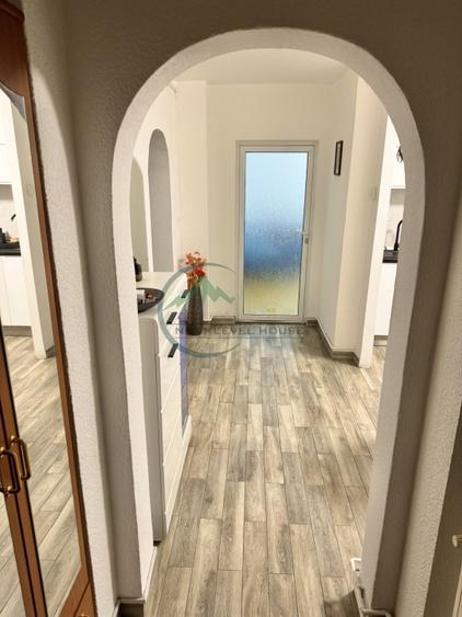 Apartament cu 3 camere decomandat, mobilat în Județean