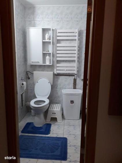 Garsonieră decomandată în Tei