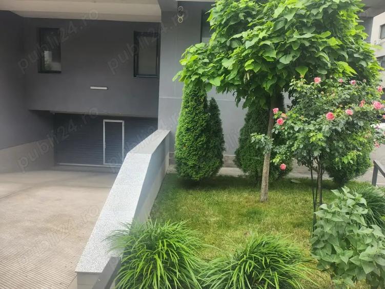Spațiu comercial, de 27 mp, în Central