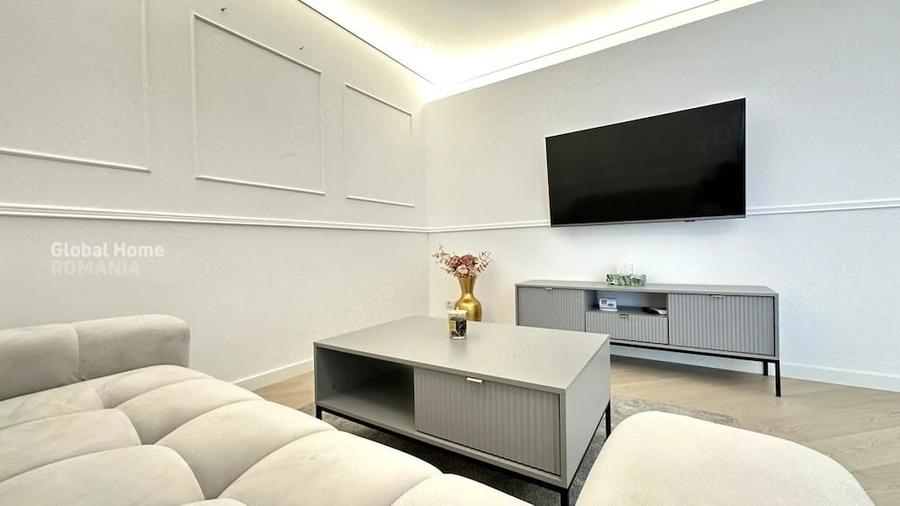 Apartament cu 3 camere decomandat în Aviației