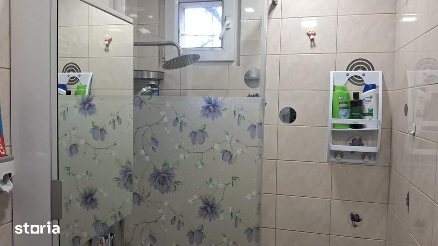 Apartament cu 3 camere în Colentina
