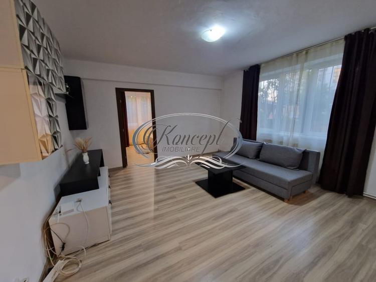 Apartament cu 2 camere semidecomandat, mobilat în Central