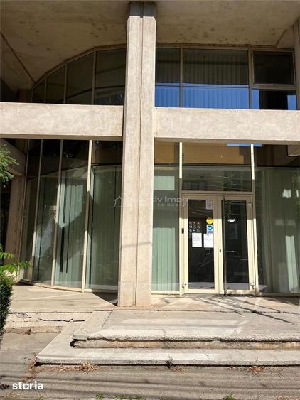 Spațiu comercial, de 260 mp, în Port