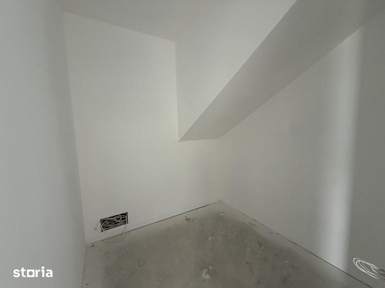 Casă cu 6 camere cu Teren 500 Mp în Feleacu