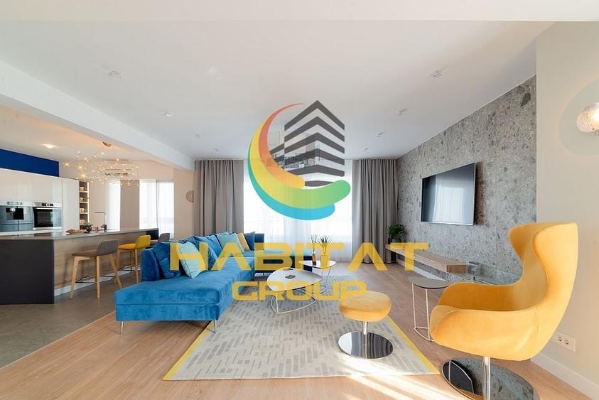 Penthouse cu 3 camere decomandat în Nord-Est