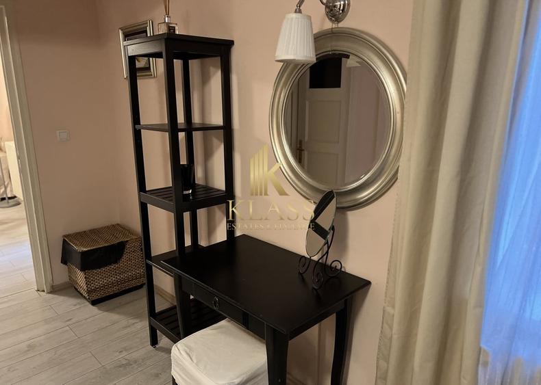 Apartament cu 2 camere semidecomandat, mobilat în Romană