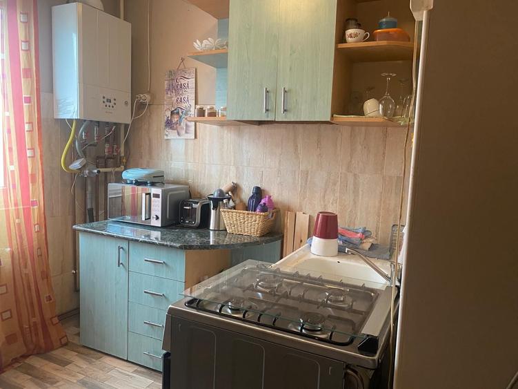 Apartament cu 2 camere semidecomandat în Exterior Vest