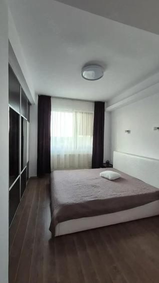 Apartament cu 2 camere decomandat în Jiului