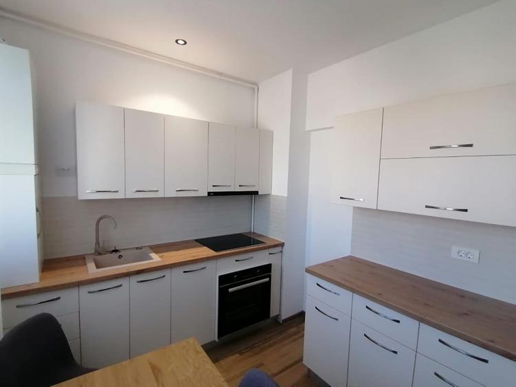 Apartament cu 2 camere decomandat, mobilat în Centrul Civic