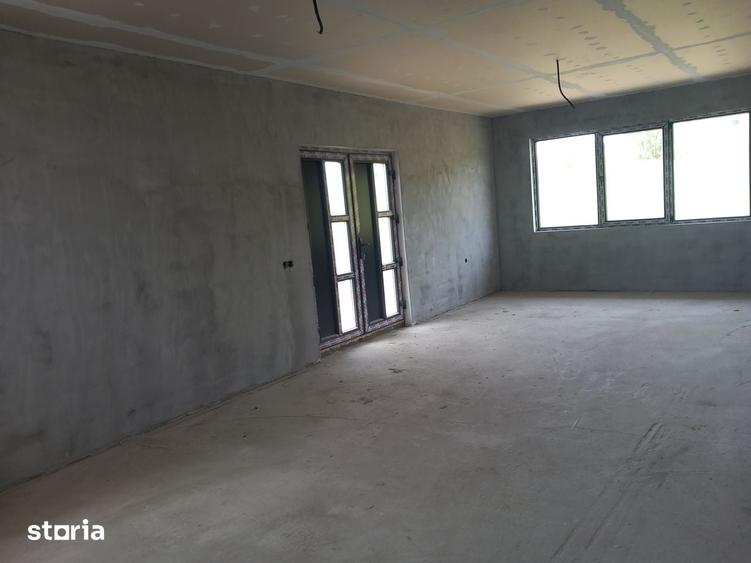 Casă cu 4 camere cu Teren 500 Mp în Sâncraiu de Mureș