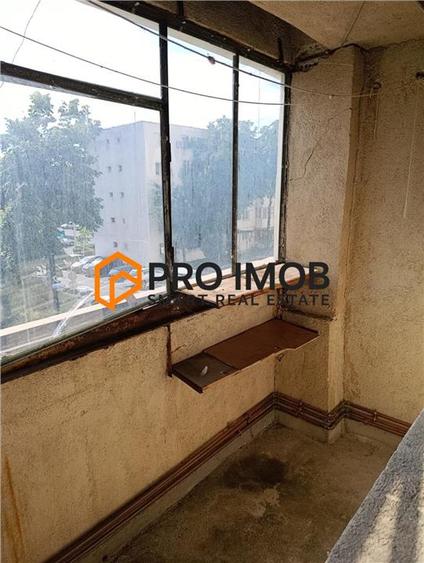 Apartament cu 3 camere decomandat în Unirii Sud