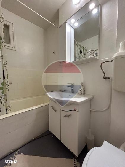 Apartament cu 2 camere semidecomandat în Muncii