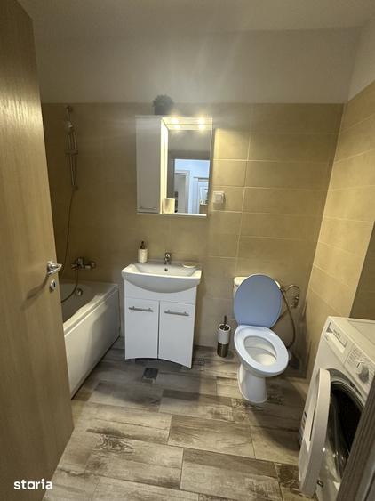 Apartament cu 2 camere în Podu Roș