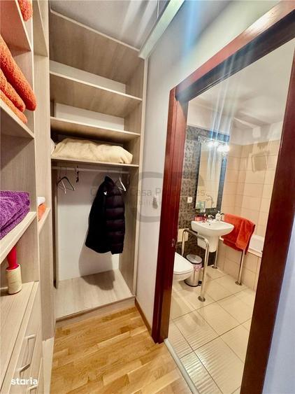 Apartament cu 3 camere decomandat, mobilat în Iancu Nicolae