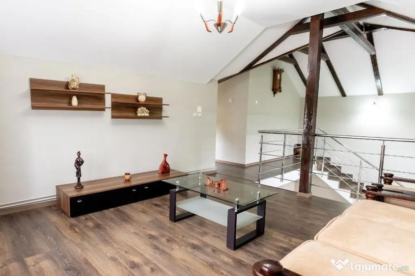 Casă cu 4 camere cu Teren 3200 Mp în Archiș