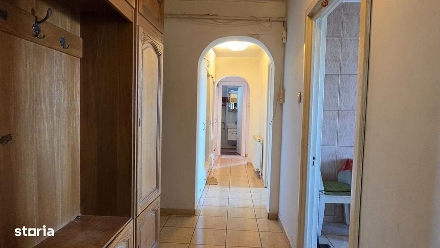 De vanzare 3 camere decomandat, Centrul Civic-Onix, bloc verde - 10