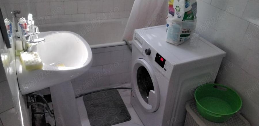Apartament cu 3 camere decomandat în Circumvalațiunii