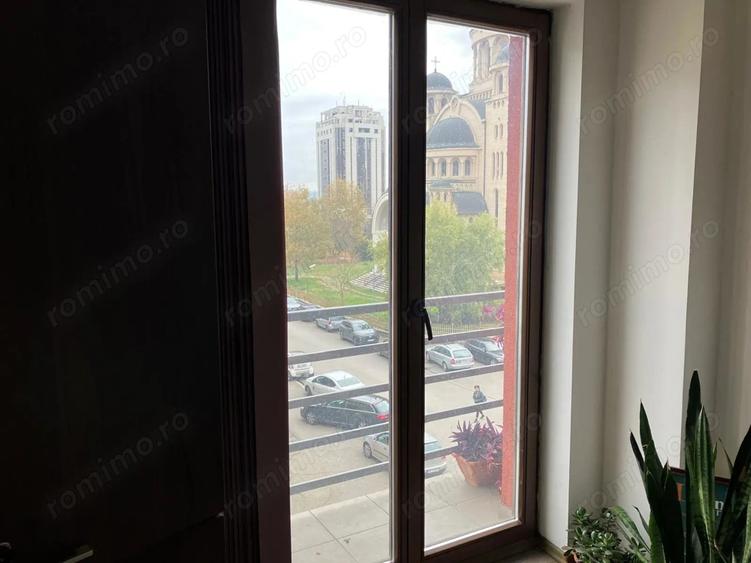 Apartament cu 2 camere decomandat în Ultracentral