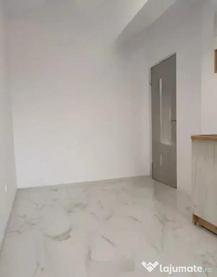 Apartament cu o camera, 38 mp, zona Terra , Floresti - 1