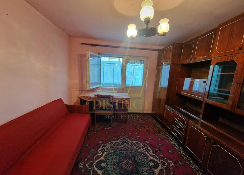 Apartament cu 2 camere semidecomandat, mobilat în Complex Studențesc