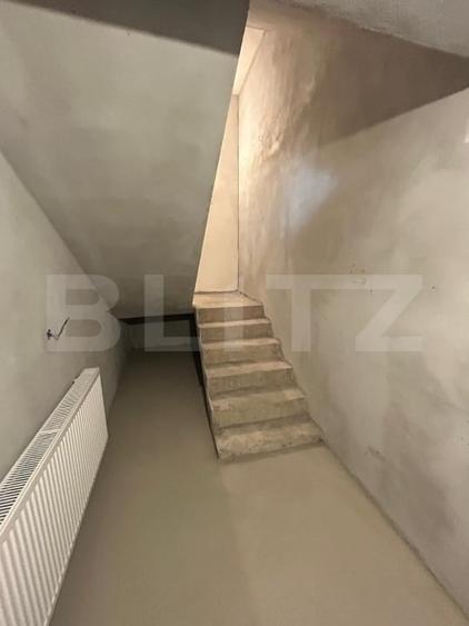 Casă individuală cu 6 camere cu Canalizare în Micro 6