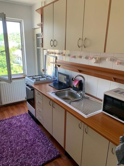 Apartament cu 2 camere decomandat în Pandurilor