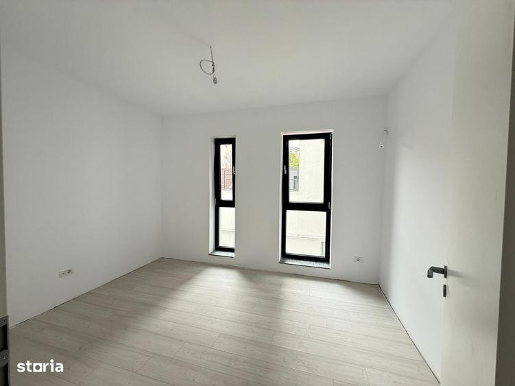 Apartament cu 3 camere decomandat în Nerva Traian