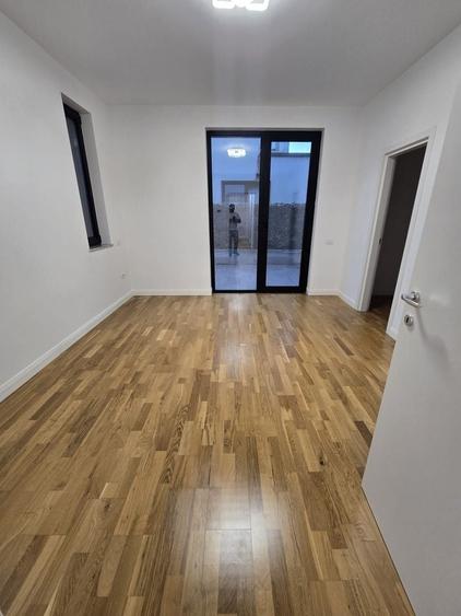 Casă cu 5 camere cu Canalizare în Iancu Nicolae