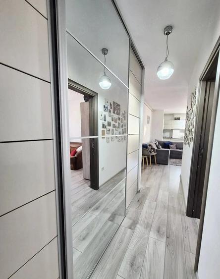 Apartament cu 3 camere decomandat, mobilat în Km 4
