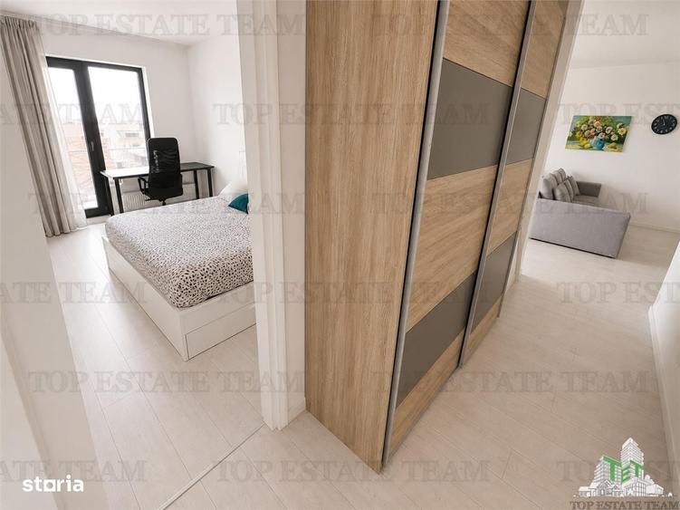 Apartament cu 3 camere în Central — fotografia 3