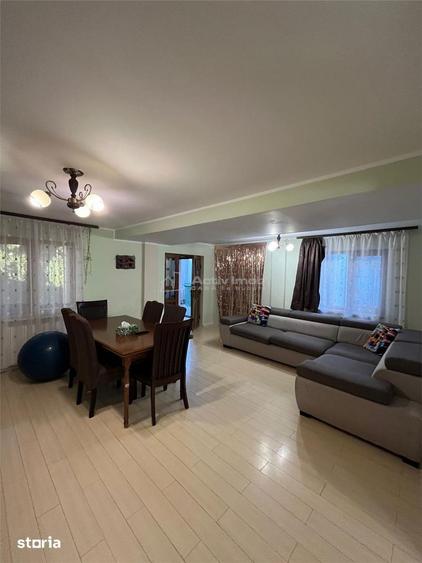 Casă cu 4 camere cu Teren 400 Mp în Central