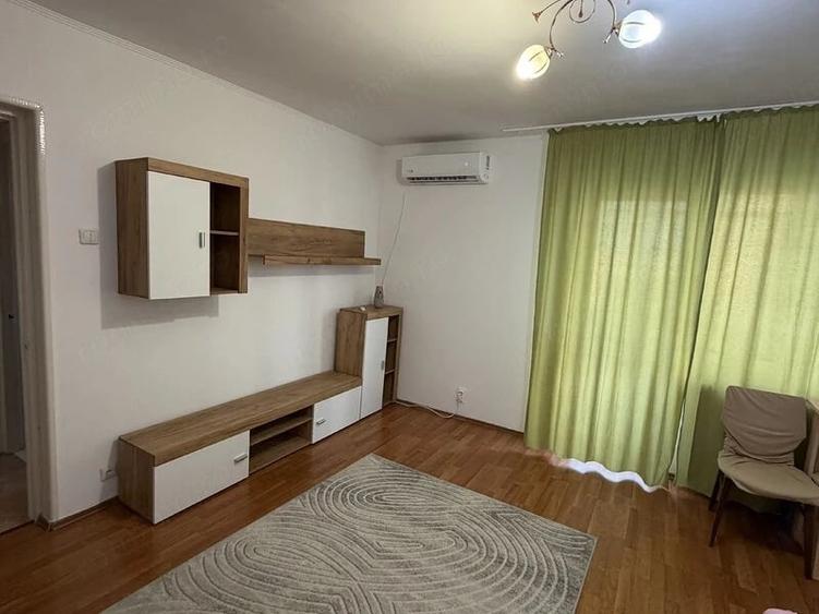 garsoniera dristor-metrou la scara blocului-modern - 5