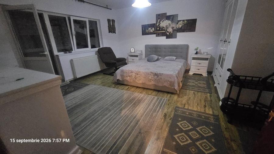 Garsonieră decomandată în Central