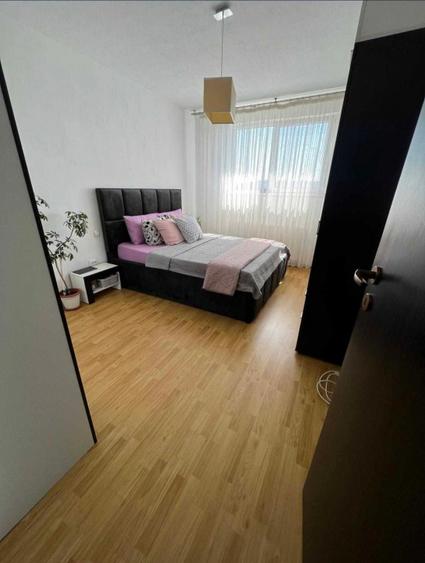 Apartament cu 2 camere decomandat, mobilat în Vest