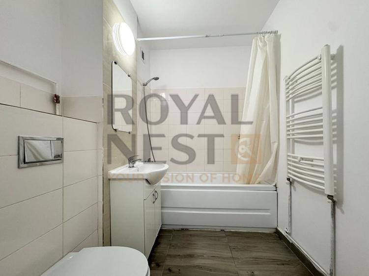 Apartament cu 4 camere decomandat în 15 Noiembrie