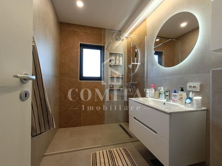 Apartament cu 2 camere semidecomandat, mobilat în Florești