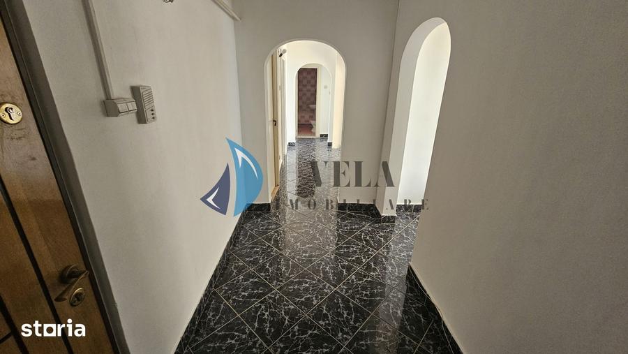 Apartament cu 4 camere decomandat în Reghin