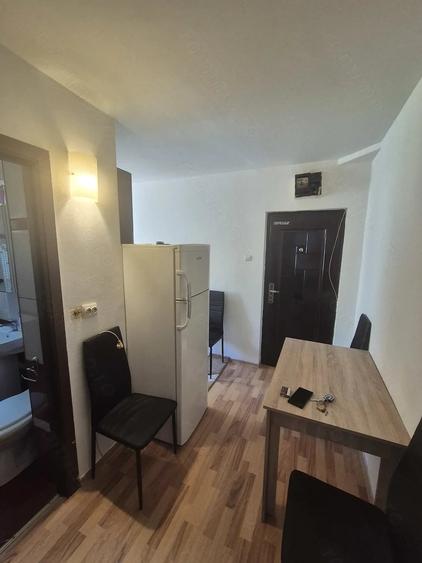 Apartament cu 2 camere nedecomandat în Micro II