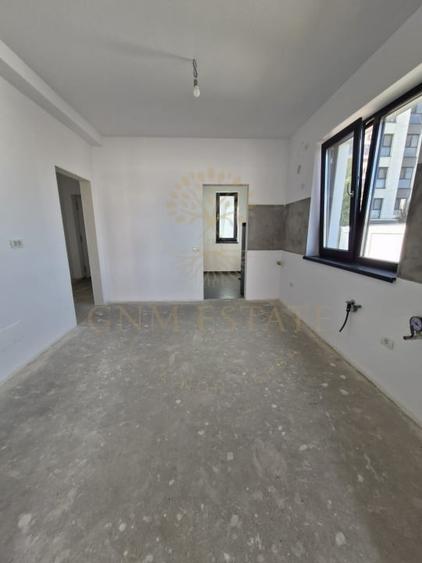 Duplex cu 5 camere cu Canalizare în Theodor Pallady
