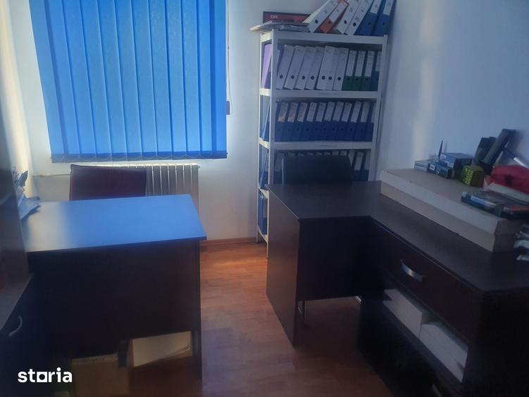 Apartament cu 4 camere în Central