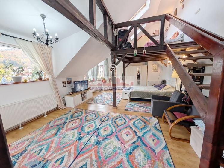 Apartament cu 2 camere semidecomandat, mobilat în Central