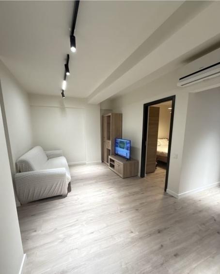 Apartament cu 2 camere semidecomandat în Nicolina
