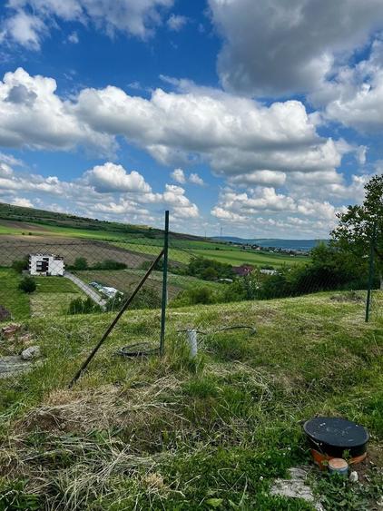 Teren de 600 mp, în Bărdești